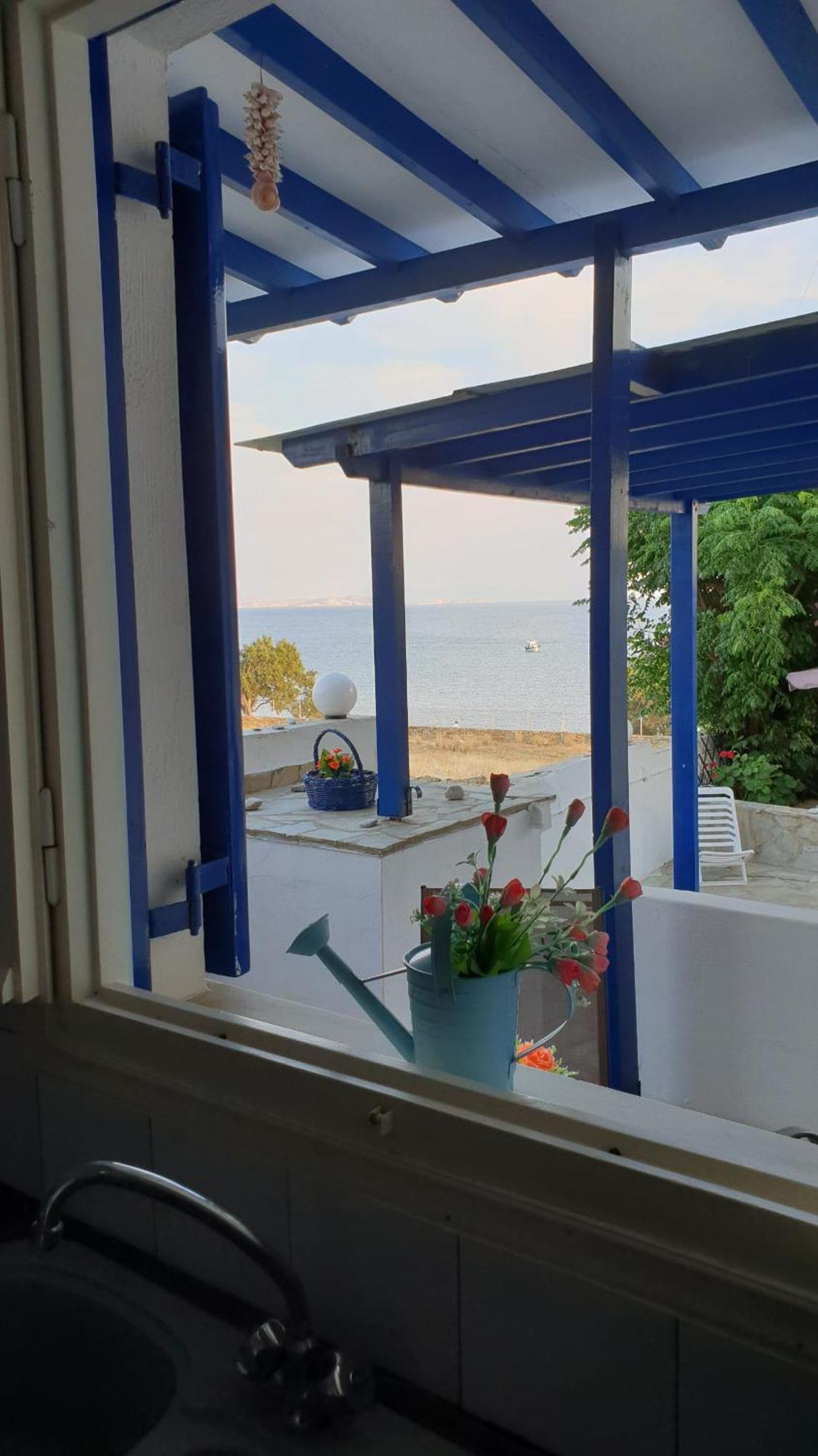 Galazio Kyma Agios Ioannis (Tinos) Quarto foto